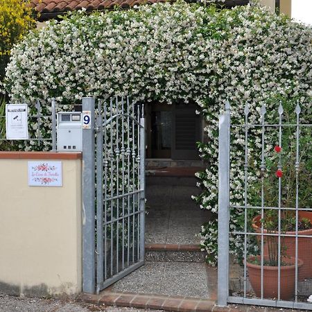 La Casa Di Fiorella Черрето-Гуїді Екстер'єр фото